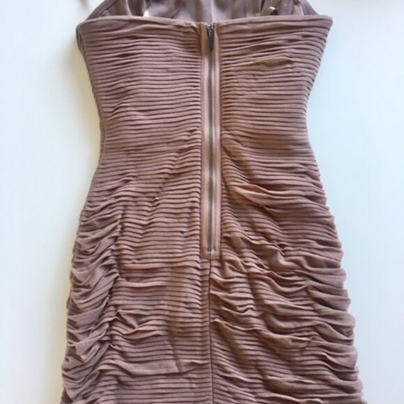 BCBG MaxAzria (WORN ONCE) Malinda blush colored, body con, ruched, size 0 dress - Picture 7 of 12